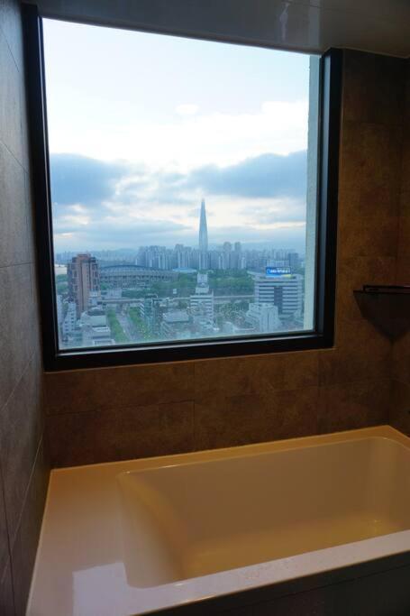 Signature View House 5mins To Coex Mall Pangsapuri